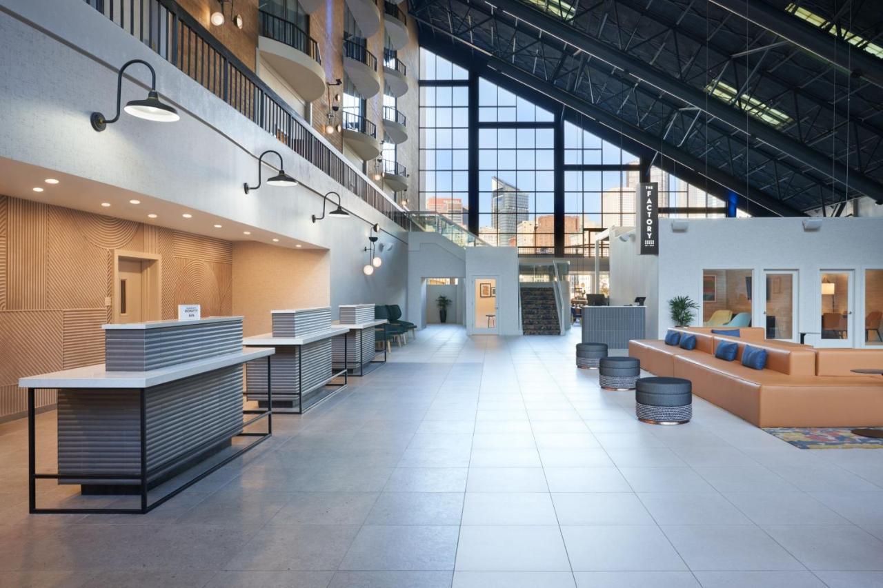 Sheraton Pittsburgh Hotel At Station Square Екстериор снимка