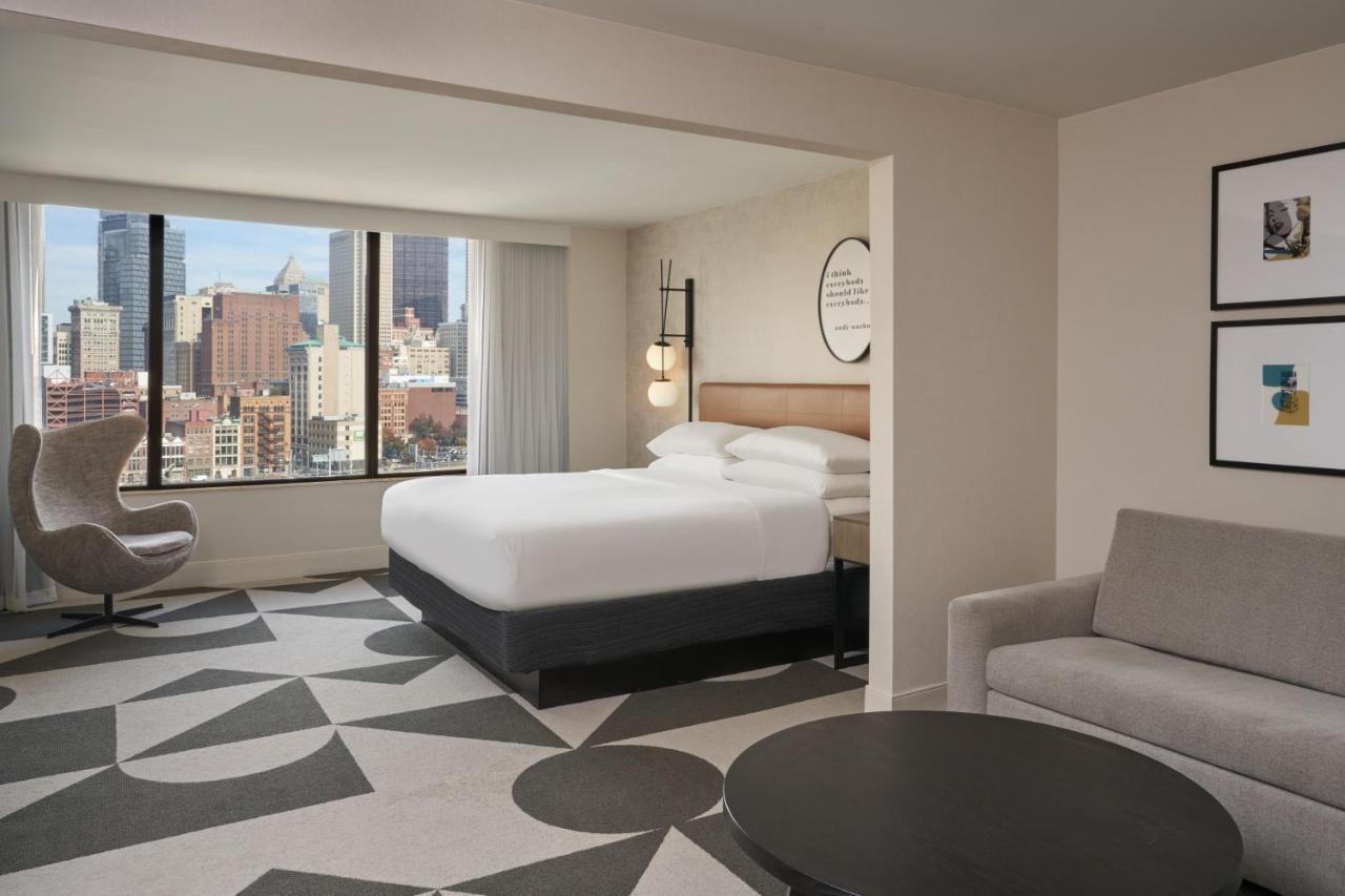 Sheraton Pittsburgh Hotel At Station Square Екстериор снимка