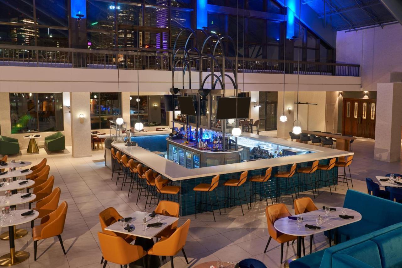 Sheraton Pittsburgh Hotel At Station Square Екстериор снимка