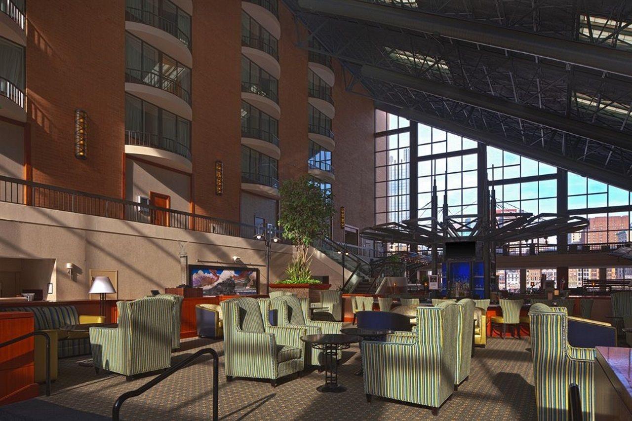 Sheraton Pittsburgh Hotel At Station Square Екстериор снимка
