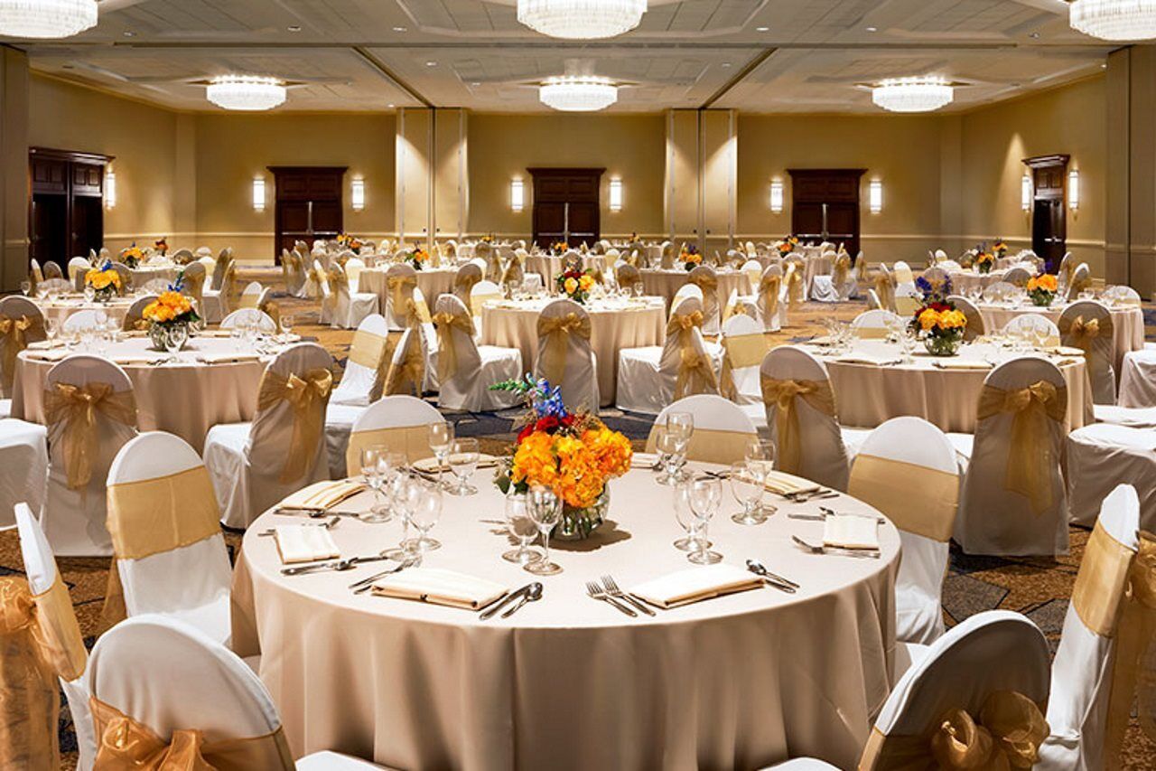 Sheraton Pittsburgh Hotel At Station Square Екстериор снимка